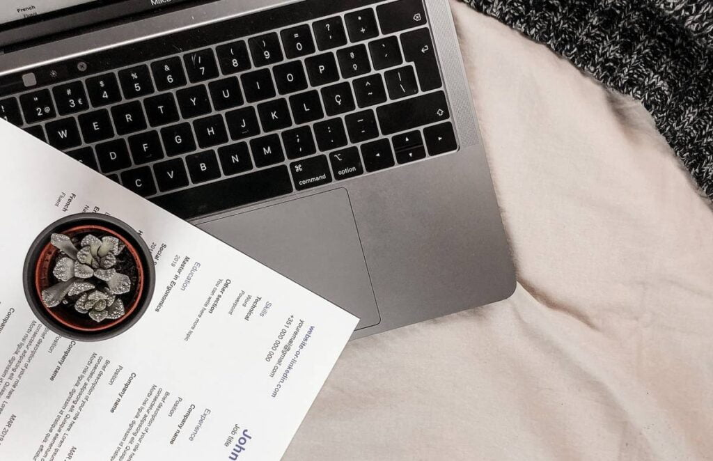 Jak napisać dobre i skuteczne CV