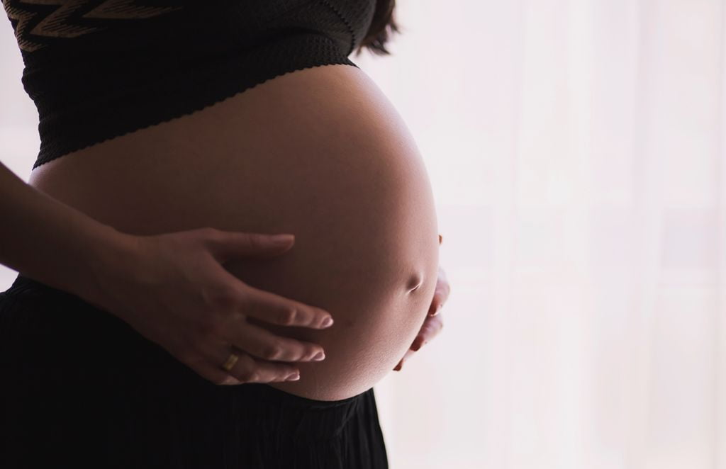 Jak zapobiegać rozstępom w ciąży Co to są rozstępy