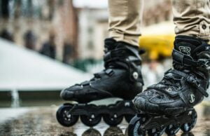 Jak się hamuje na rolkach