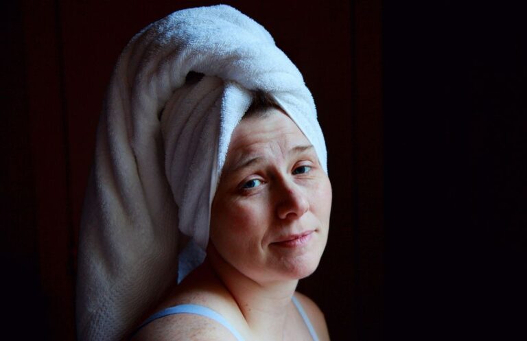 Skóra wrażliwa co to jest i jak zadbać