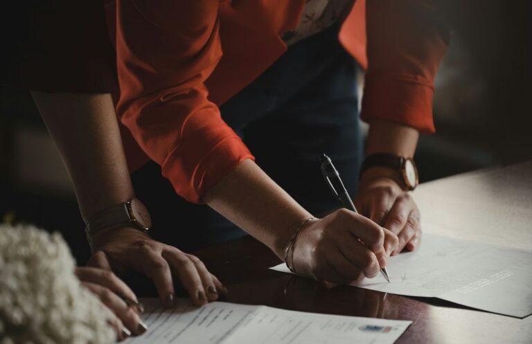 Rozdzielność majątkowa i różnice między intercyzą